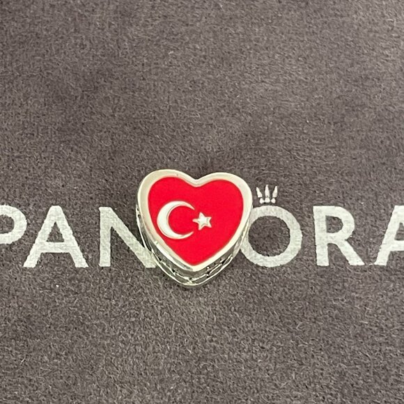 Pandora Turkey Heart Flag Charm Travel Pendant - Picture 1 of 4